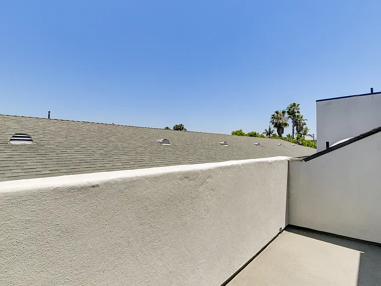 3010 Suncrest Dr #C — Photo 9