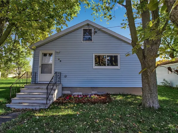 166 Michigan St, Lockport, NY 14094
