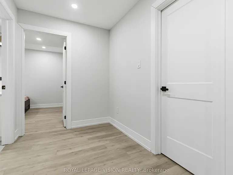 77 Thomas St #LOWER — Photo 5