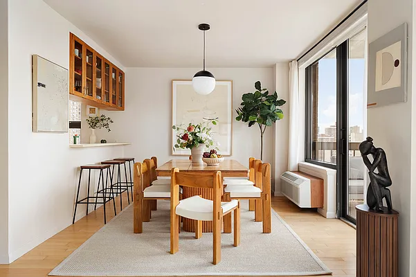 Sold by SERHANT. | media 5