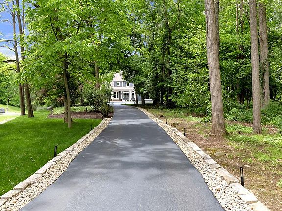 2nd image of 7596 Clear Creek Ct