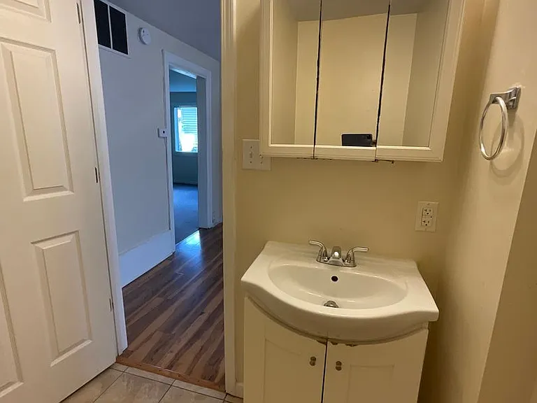 416 N Lincoln St — Photo 55