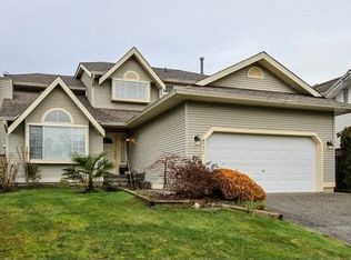 8771 143rd St, Surrey, BC V3W4G4