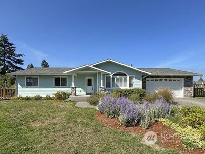 41 Farm Place, Sequim, WA, 98382