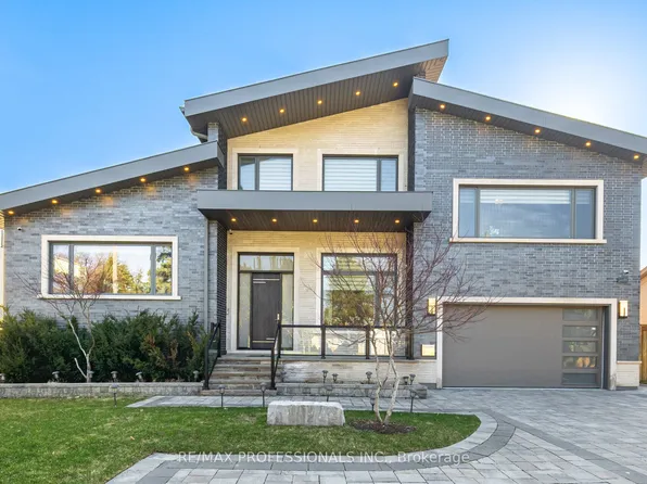 466 The Kingsway, Toronto, ON M9A 3W4