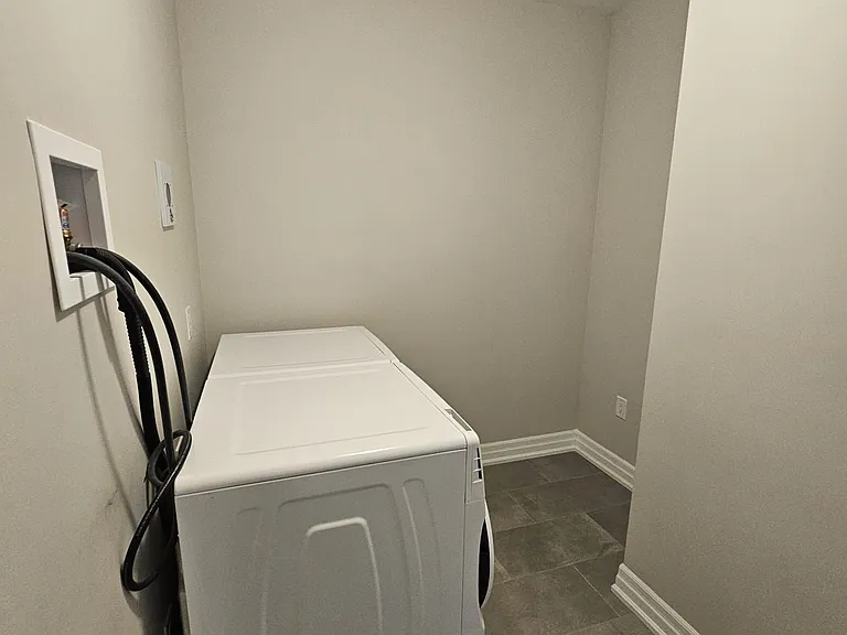 1878 Gordon St #506 — Photo 18
