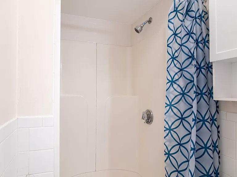 11A Islington St #E — Photo 12