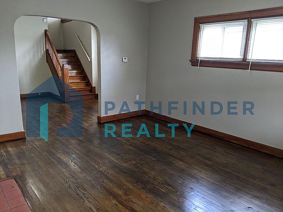 5th image of 2124 Elsmere Ave