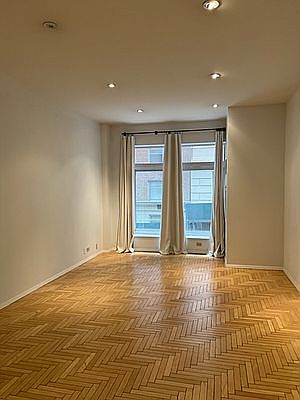 1st image of 106 Central Park S APT 3J