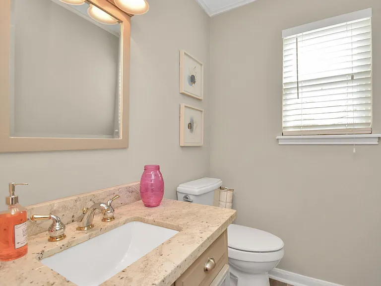 1807 Saddlecreek Dr — Photo 40