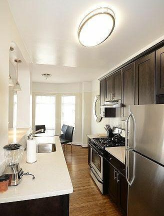 3rd image of 1340 Lombard St APT 405