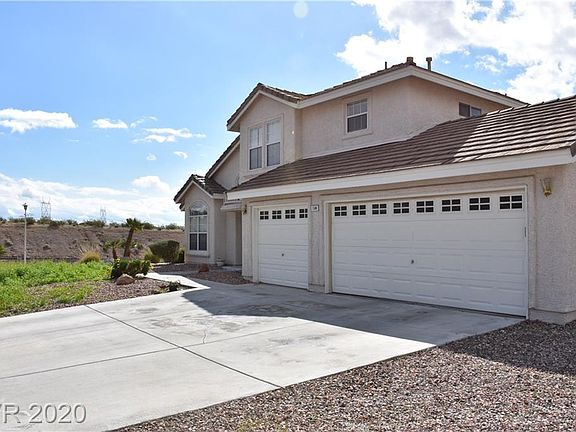 3rd image of 1596 Carnoustie Ct