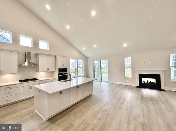 37027 Red Cedar Dr, Lewes, DE 19958