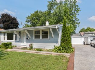 3078 Wakefield Dr, Carpentersville, IL 60110