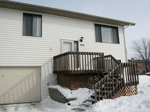 2nd image of 1014 14th Ave W