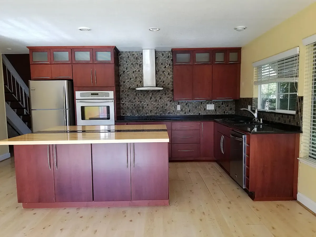 Building Photo - 326 Lassenpark Cir