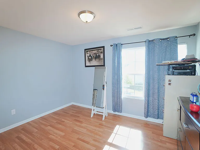 9728 Crooms Ct — Photo 15