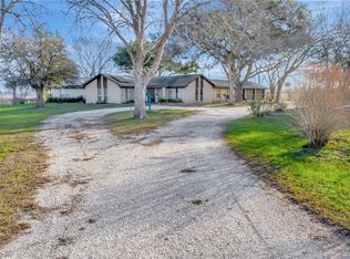 10957 N Us Highway 77, Schulenburg, TX 78956
