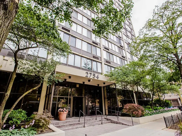 2754 N Hampden Ct #1R-23, Chicago, IL 60614