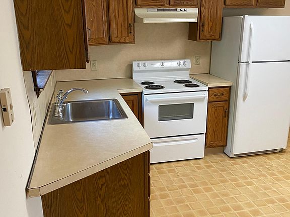 3rd image of 311 N Lincoln Ave Unit 2