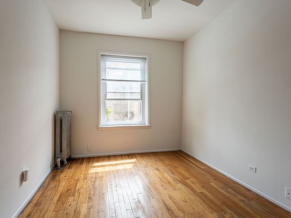 3rd image of 4615 N Malden St #2J
