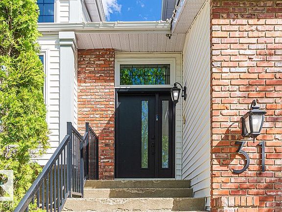 3rd image of 31 Windermere Cres