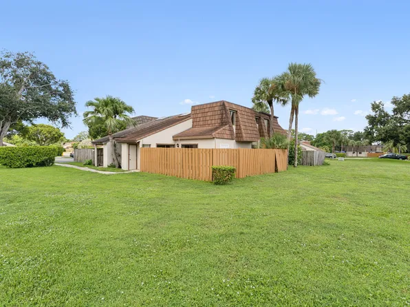 4132 Palm Bay Circle #D, West Palm Beach, FL 33406