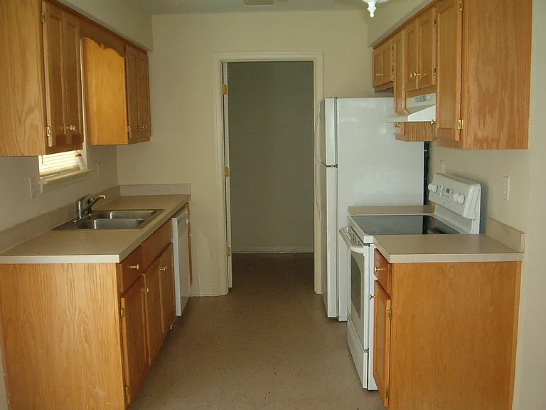 104 Ida Acres Dr — Photo 2