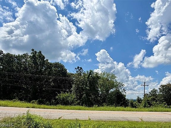 3rd image of 20456 N Highway 71