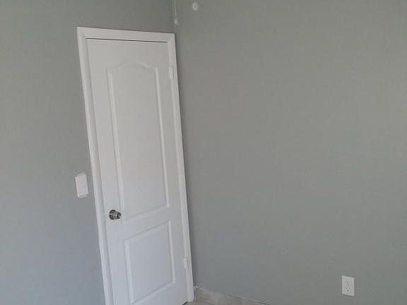 4th image of 1373 Woodbine St