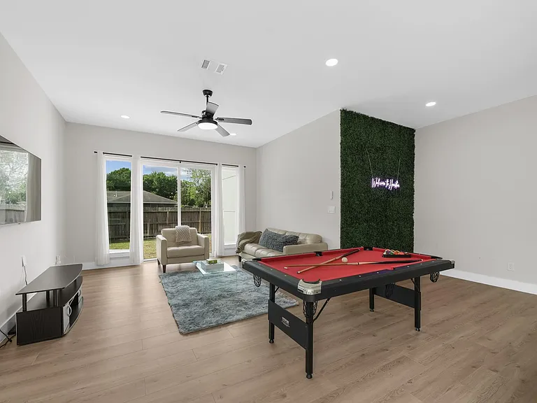 6835 Weston St #A — Photo 13