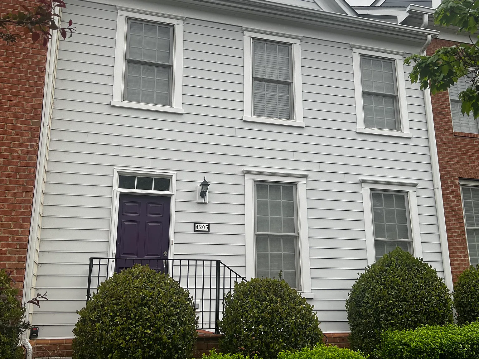 3 bed, 2.5 bath, 1920 sqft, $3,000 — Photo 2