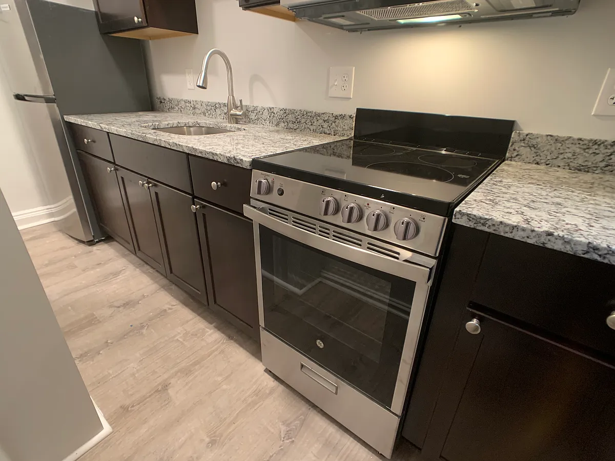 unit 8 - Burbank Street #8