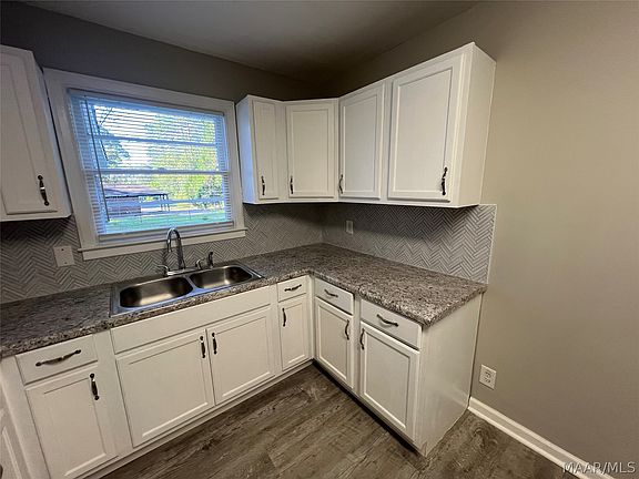 2nd image of 3756 Cambridge Rd