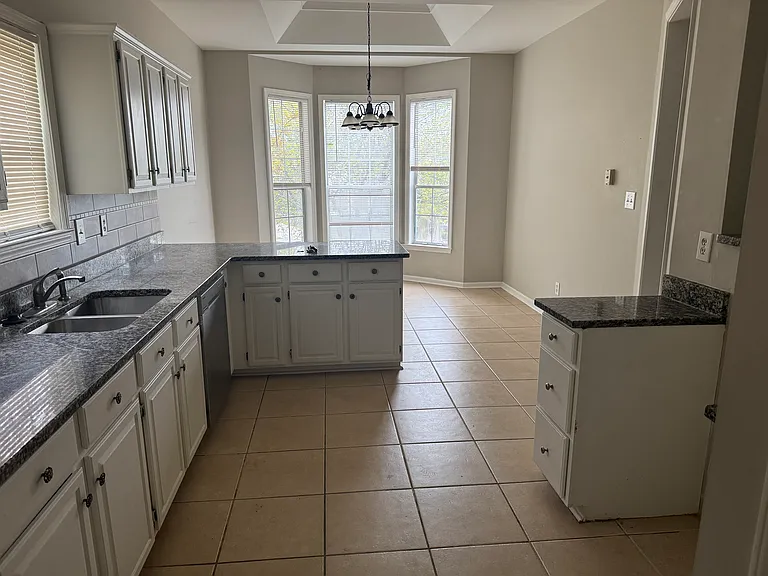 1201 Deer Trail Rd — Photo 12
