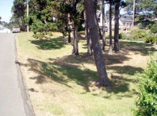 1541 NW 20th St, Otis, OR