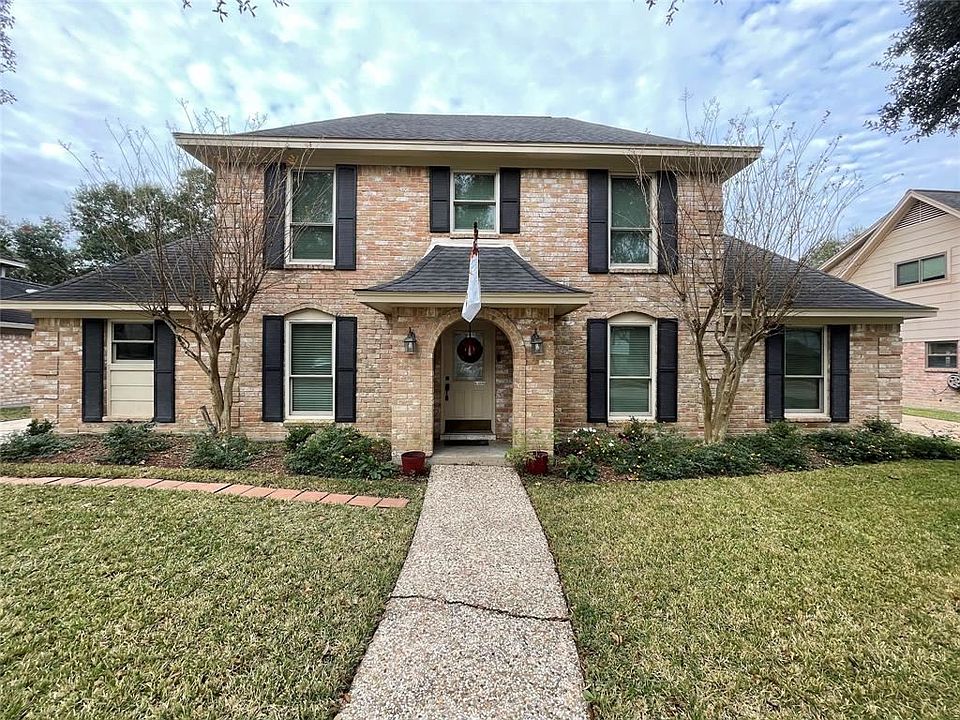 1st image of 20322 Warrington Dr