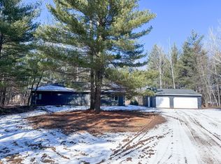 17725 Peggy Ln, Grasston, MN 55030