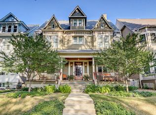 2840 N Prospect Ave, Milwaukee, WI 53211