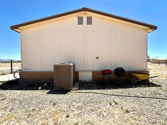 5th image of 61 Southland Rd