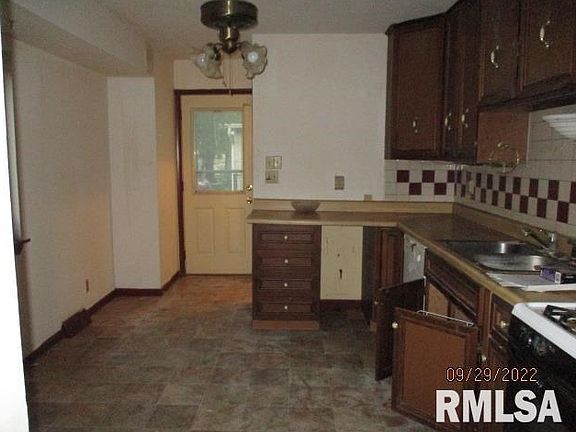 5th image of 3724 W Carmel Ave