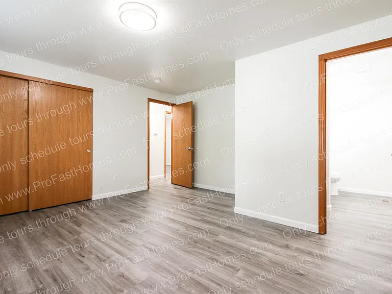 6416 SE 139th Ave — Photo 16
