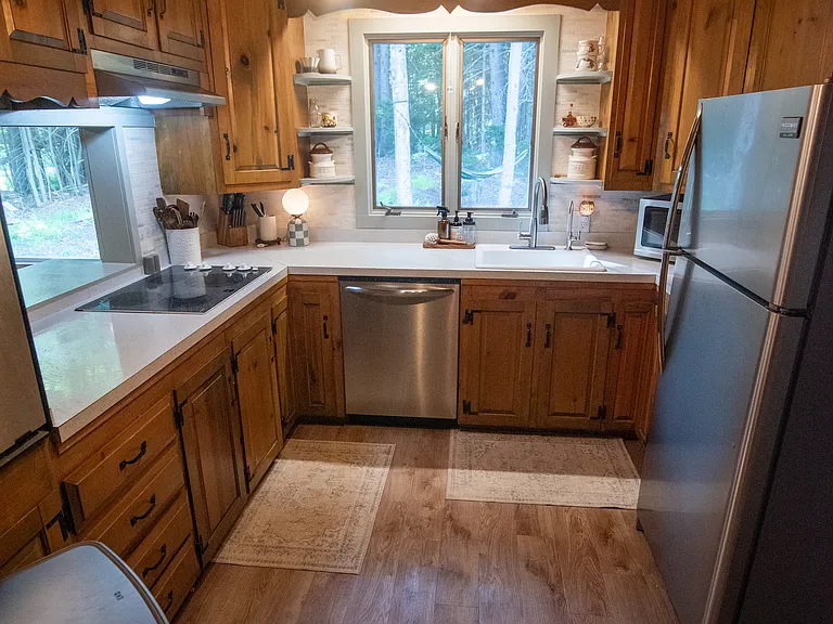 108 Ashuelot Dr — Photo 13
