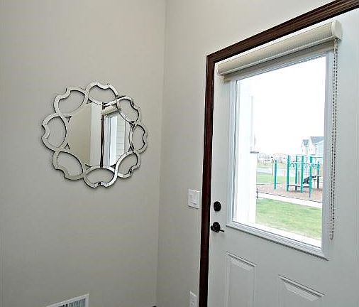 3rd image of 1961 Commonwealth Blvd Unit 2