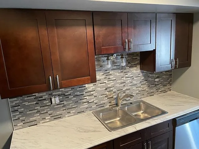 642 Melrose Ln #1 — Photo 19