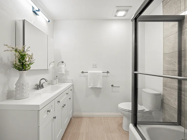540 Fairview Ave #27 — Photo 14