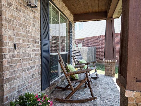 3rd image of 3516 Arezzo Cir