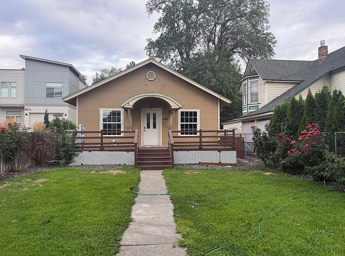 1021 Park Ave — Photo 1