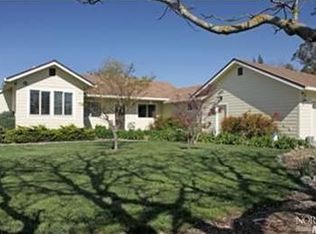 2580 Gravenstein Hwy S, Sebastopol, CA 95472