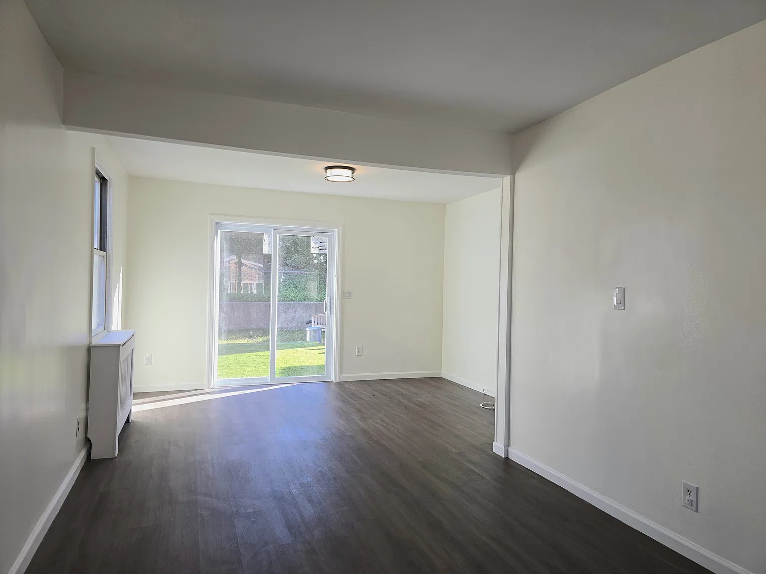 3 bed, 1392 sqft, $3,500 — Photo 3